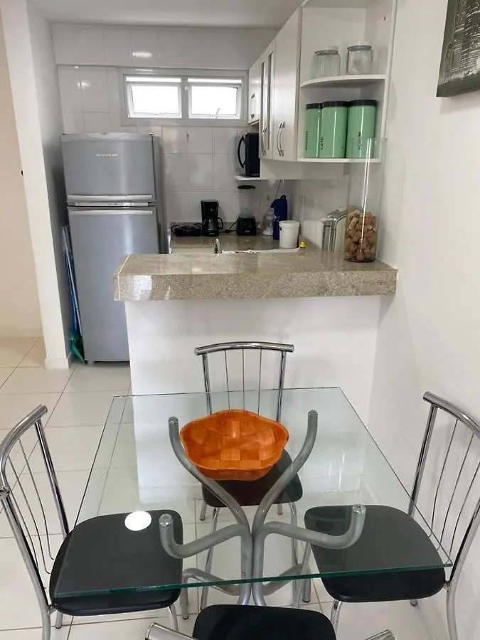 Mandai 02 suítes apt 101 MC temporadas Cabo Frío 0*,  Brasil
