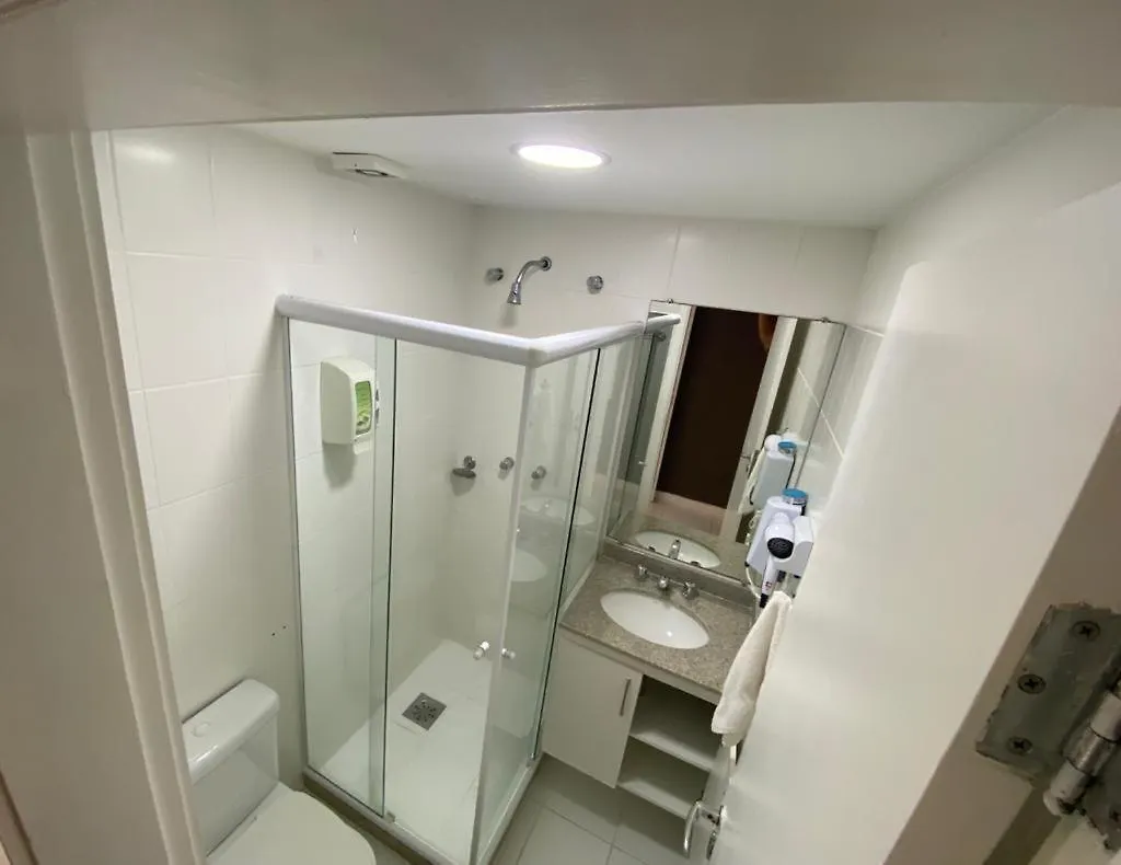 Apartamento Mandai 02 suítes apt 101 MC temporadas Cabo Frío Brasil